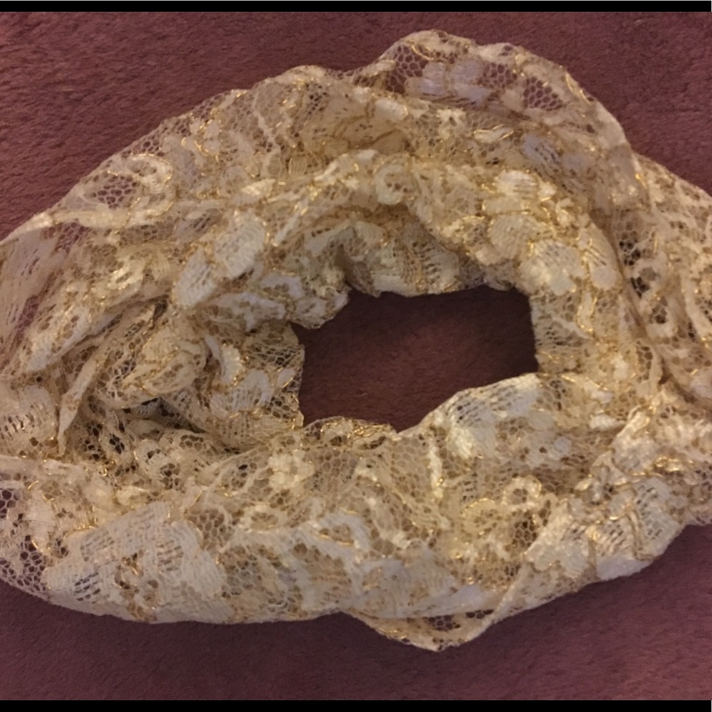 Lace Scarf